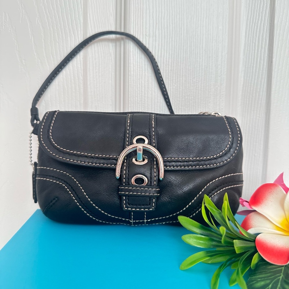 #69 COACH ~ Black Leather Wristlet Off White Contrast Stitching Silver Hardware - Picture 9 of 12